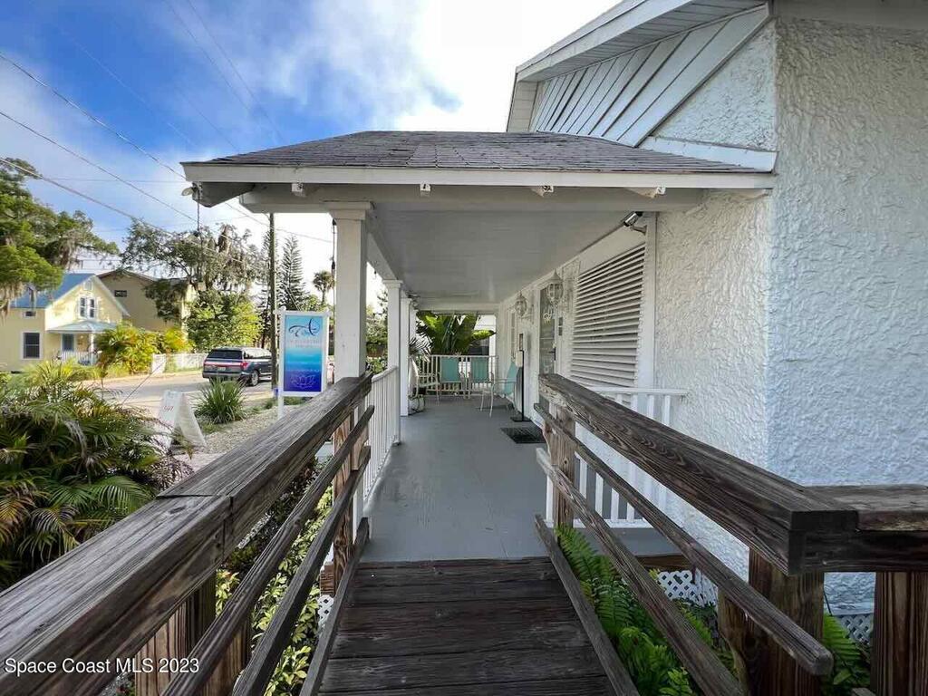 306 Washington Street, New Smyrna Beach, FL 32168