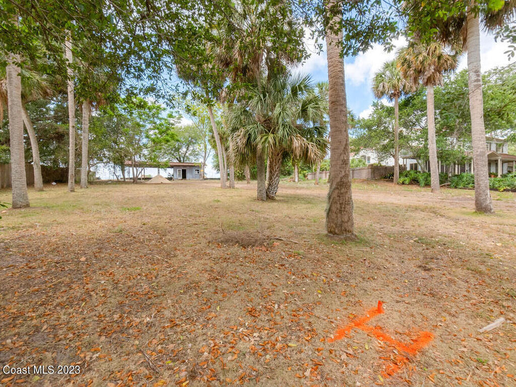 1525 N Indian River Drive, Cocoa, FL 32922