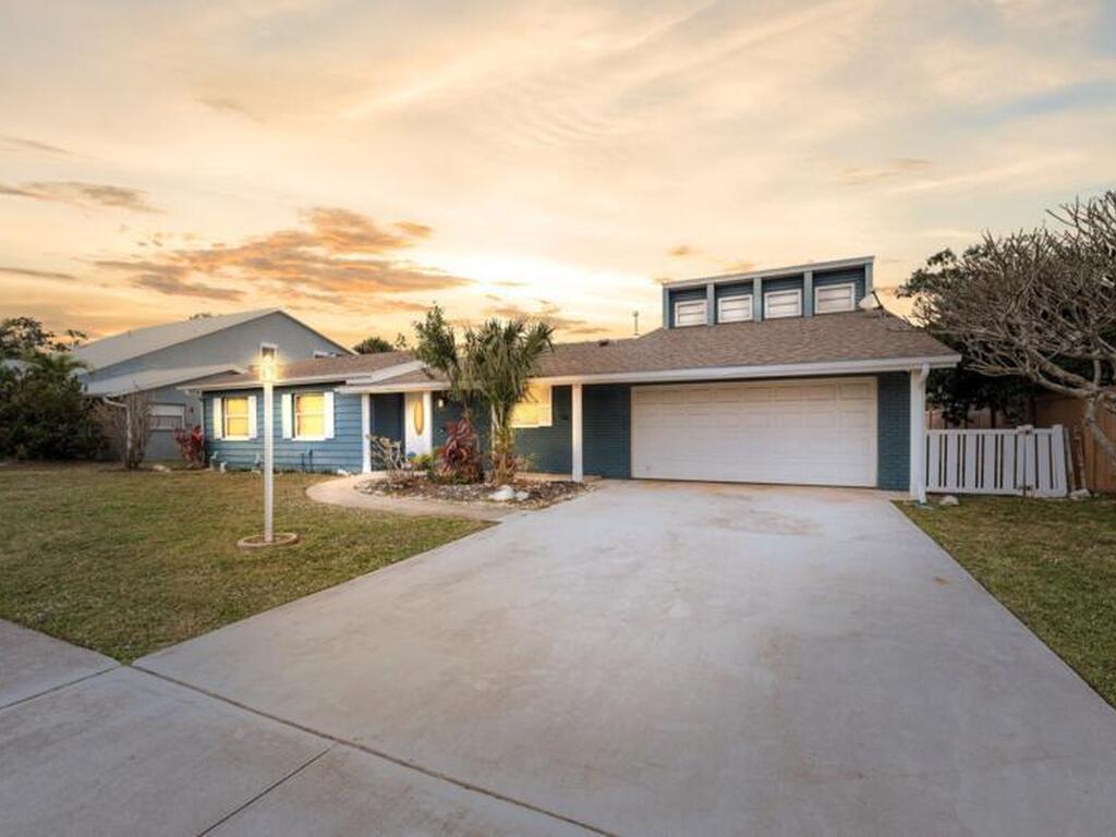 410 Caracas Drive, Merritt Island, FL 32953