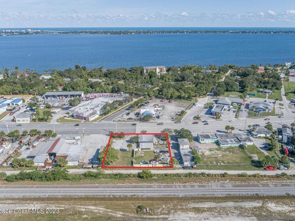 2814 S Harbor City Boulevard, Melbourne, FL 32901